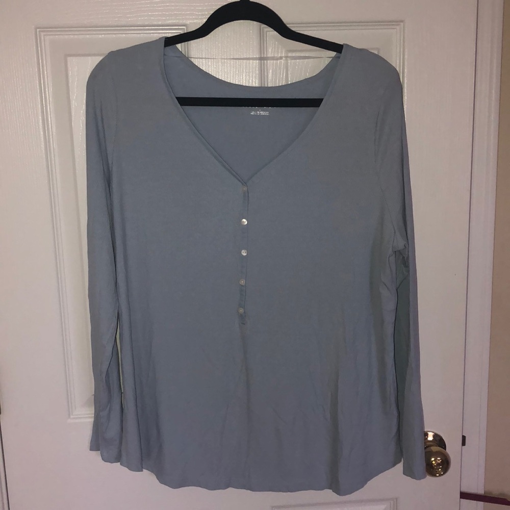 Long sleeve button down top